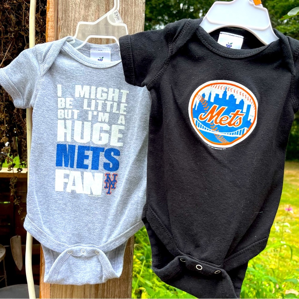 Mets MLB Onesies 6 months Bundle of 2 Soft as a Grape